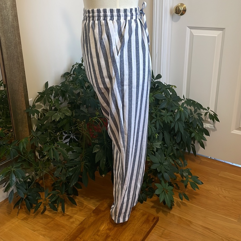 Pants - Picture 3 of 4
